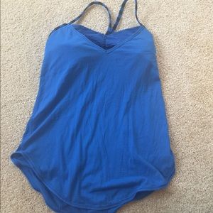 EUC Lululemon tank size 2 Silverescent